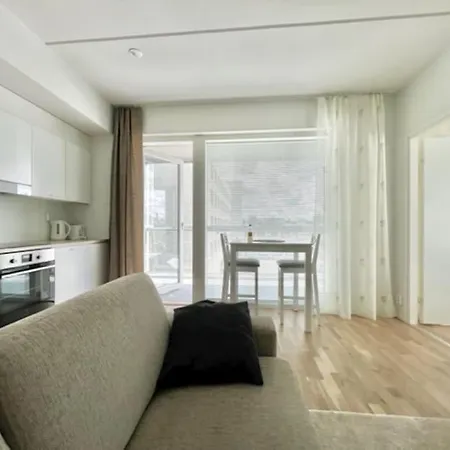 Kaksio Kanaalin Partaalla